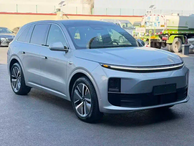Li Auto L6 — Фото автомобиля 3