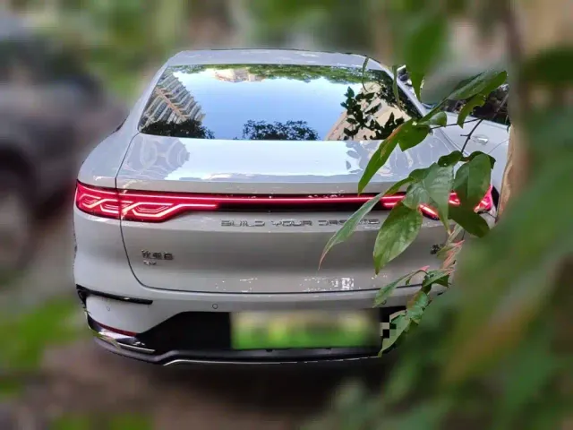 BYD Han — Фото автомобиля 3