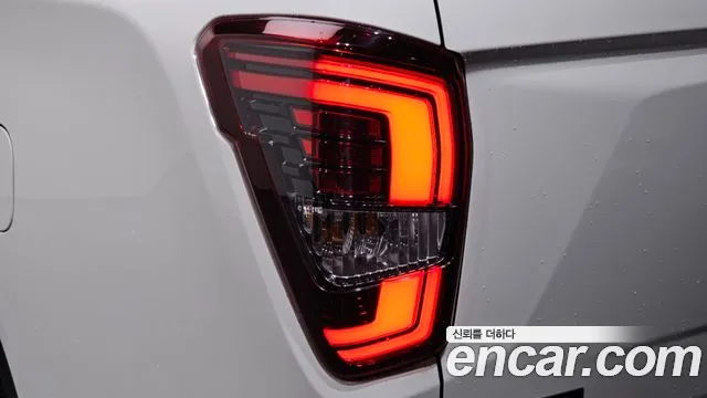 KG_Mobility_Ssangyong Rexton Новый Rexton Sport Khan Дизель 2.2 4WD — Фото автомобиля 23