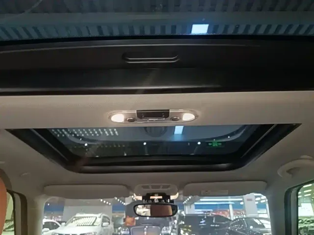 MINI Clubman — Фото автомобиля 17