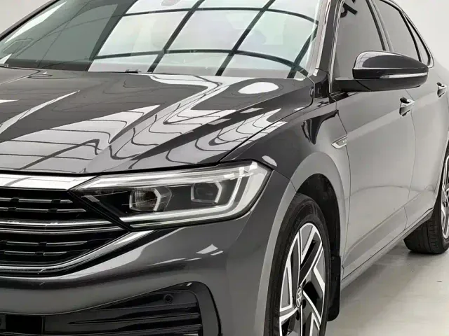 Volkswagen Sagitar — Фото автомобиля 7