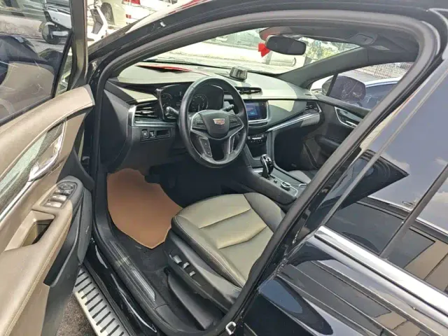 Cadillac XT5 — Фото автомобиля 14
