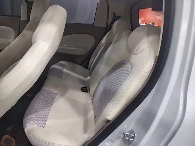 Wuling Hongguang Mini EV — Фото автомобиля 16