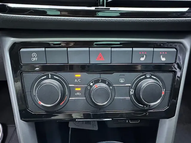 Volkswagen T-Cross — Фото автомобиля 13