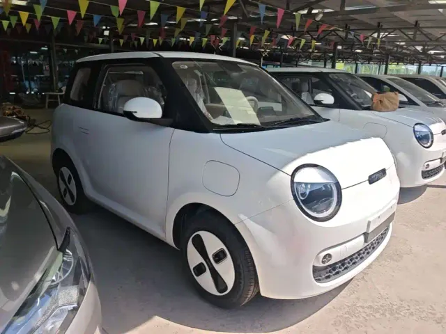 Changan Lumin — Фото автомобиля 3