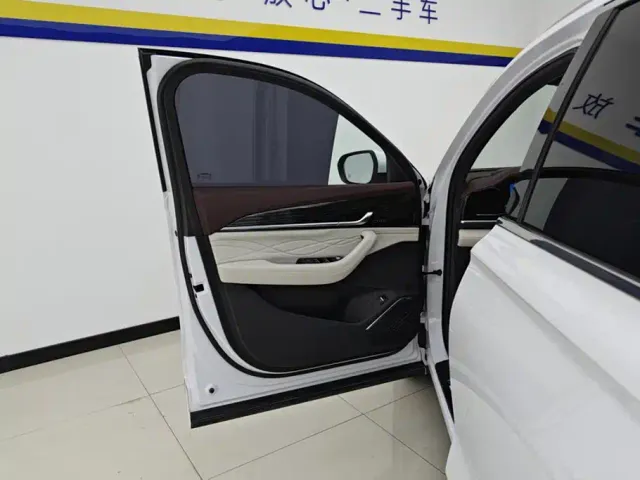 Geely Xingyue L — Фото автомобиля 7