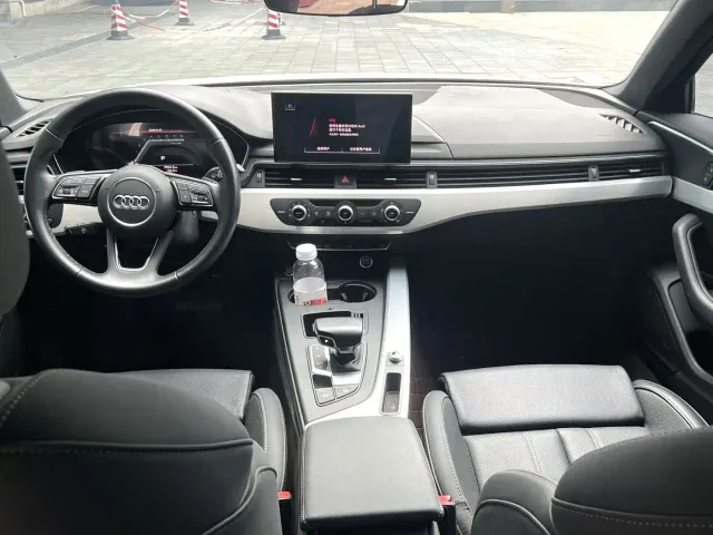 Audi A4L — Фото автомобиля 5