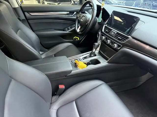 Honda Accord — Фото автомобиля 22