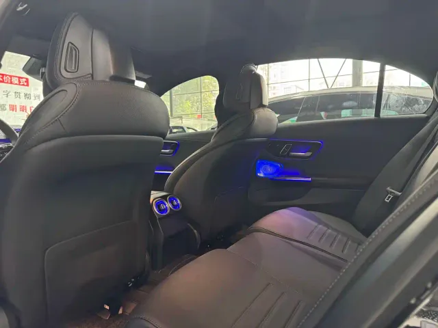 Mercedes-Benz C-Class — Фото автомобиля 15