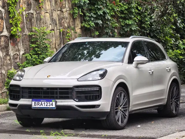 Фотография автомобиля — Porsche Cayenne