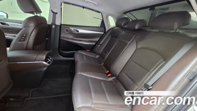 Hyundai Grandeur Grandeur (New) Hybrid — Фото автомобиля 15