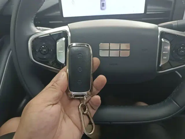 Geely Galaxy E5 — Фото автомобиля 8