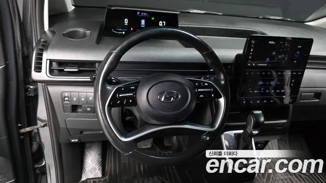 Hyundai Staria — Фото автомобиля 13