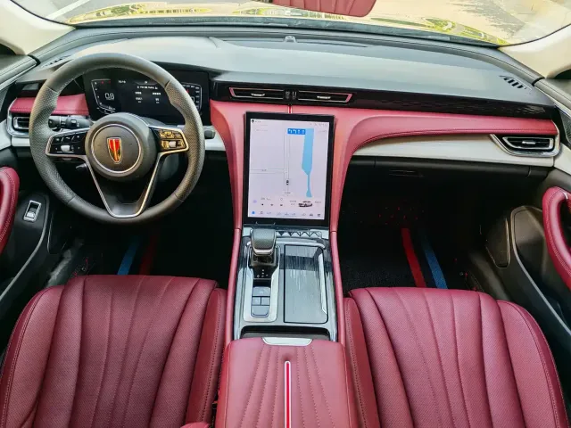 Hongqi H5 — Фото автомобиля 6