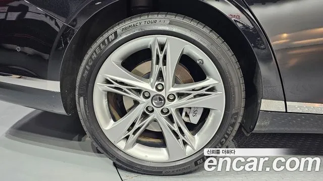 Genesis G90 Бензин 3.5 турбо AWD — Фото автомобиля 20