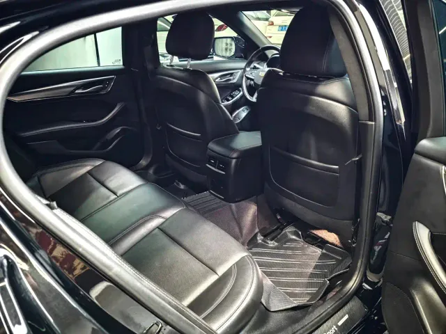 Cadillac CT5 — Фото автомобиля 11