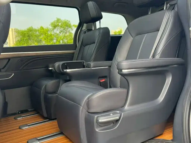 GAC Trumpchi M8 — Фото автомобиля 12