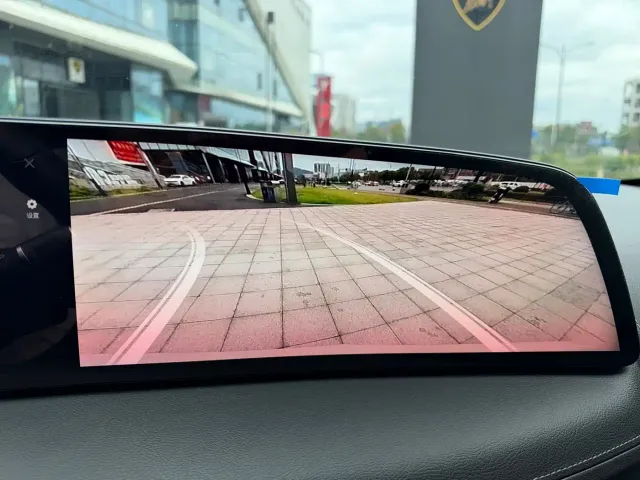 Cadillac CT5 — Фото автомобиля 11