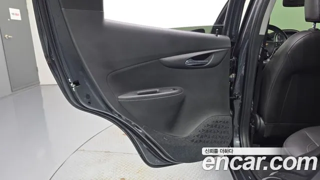 Chevrolet Spark — Фото автомобиля 25