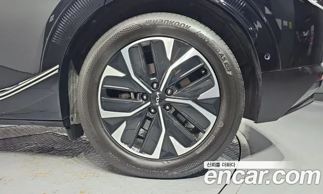 Kia EV6 — Фото автомобиля 6