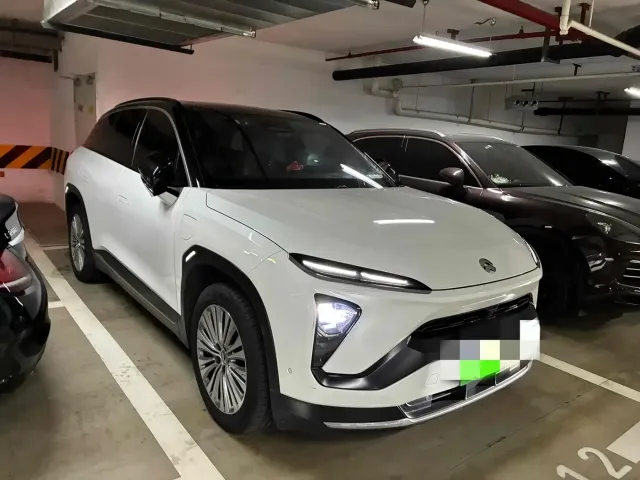 Nio ES6 — Фото автомобиля 11