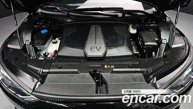 Kia EV6 — Фото автомобиля 6
