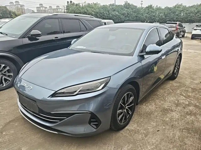 Фотография автомобиля — BYD Seal 06