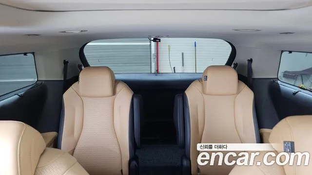 Kia Carnival 4th Gen — Фото автомобиля 18