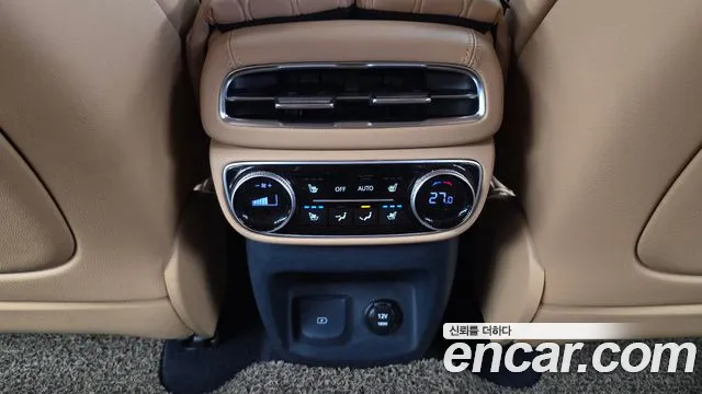 Genesis GV80 — Фото автомобиля 25