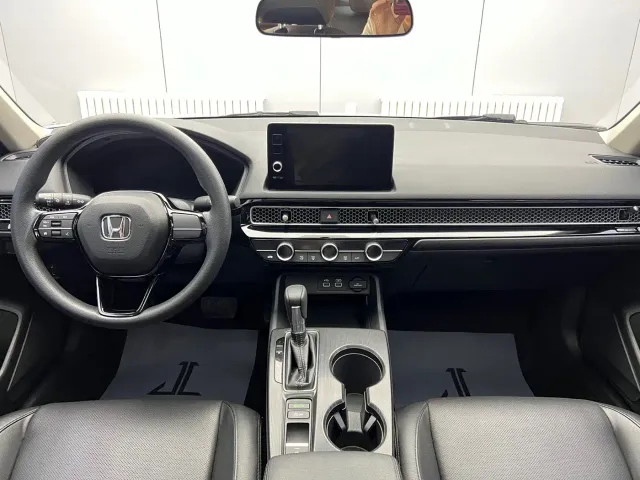 Honda Civic — Фото автомобиля 9