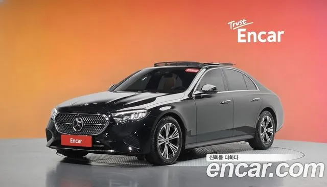 Фотография автомобиля — Mercedes-Benz E-Class W214