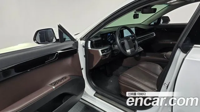 Hyundai Grandeur GN7 — Фото автомобиля 15