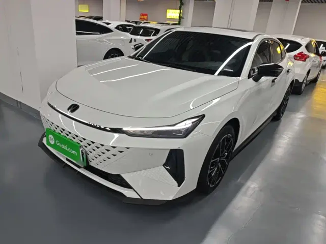 Фотография автомобиля — Changan UNI-V