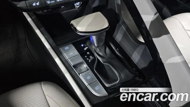 Hyundai AVANTE — Фото автомобиля 9