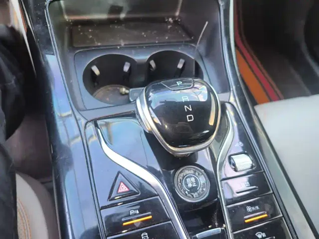 BYD Qin PLUS — Фото автомобиля 13