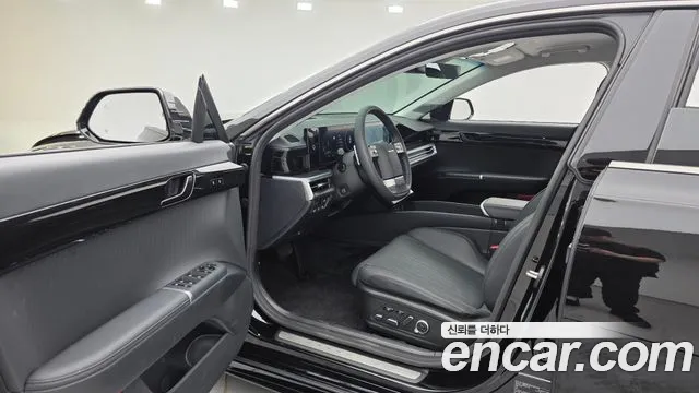 Hyundai Grandeur GN7 — Фото автомобиля 10