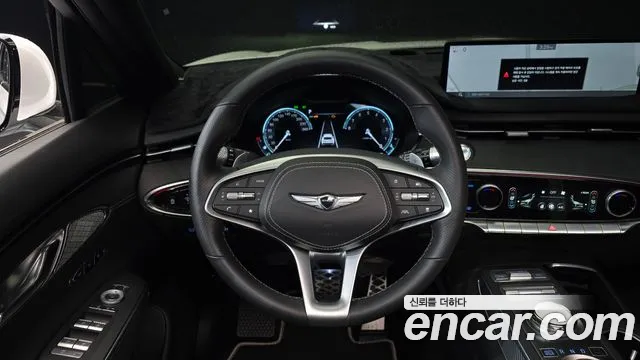 Genesis GV70 — Фото автомобиля 13