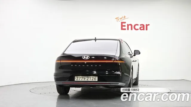 Hyundai Grandeur GN7 — Фото автомобиля 4