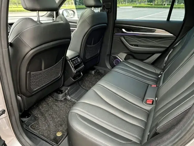 Geely Xingyue L — Фото автомобиля 4