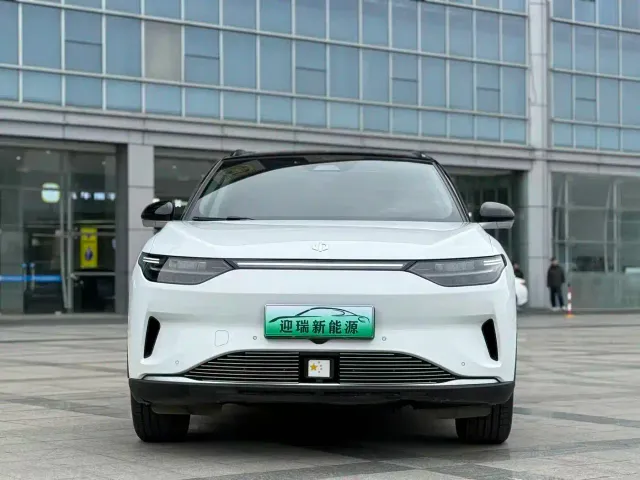 Leapmotor C11 — Фото автомобиля 2