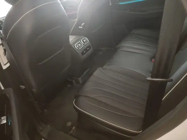 Chery Tiggo 9 — Фото автомобиля 16
