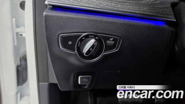 Mercedes-Benz E-Class W213 — Фото автомобиля 20