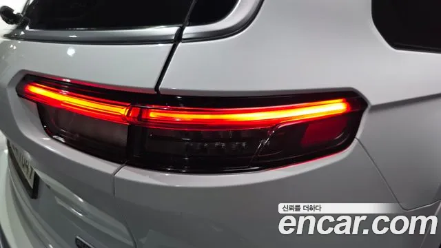 Jeep Cherokee WL — Фото автомобиля 23