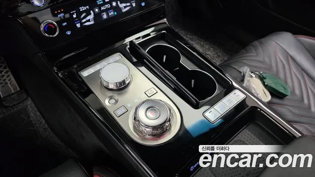 Genesis G80 Бензин 2.5 турбо AWD — Фото автомобиля 9
