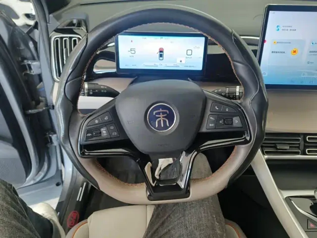 BYD Song Pro — Фото автомобиля 10