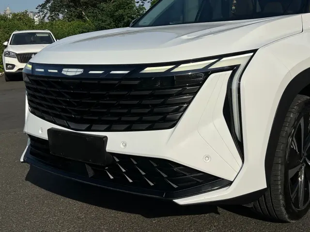 Geely Boyue L — Фото автомобиля 30