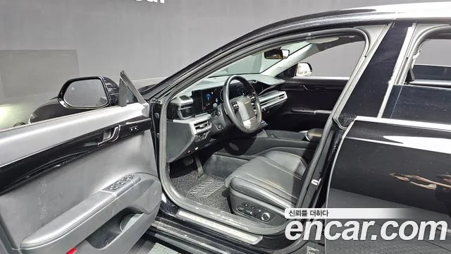 Hyundai Grandeur GN7 — Фото автомобиля 10
