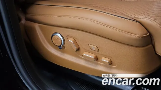 Genesis GV80 — Фото автомобиля 22