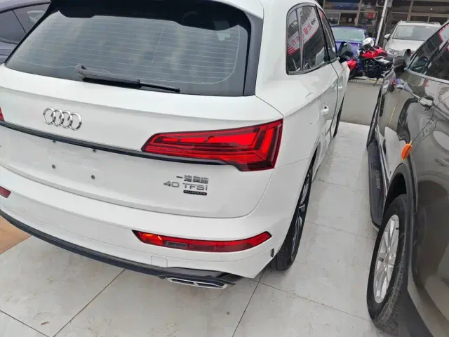 Audi Q5L — Фото автомобиля 7