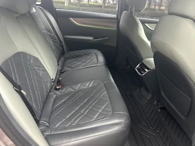 Changan Qiyuan A07 — Фото автомобиля 6